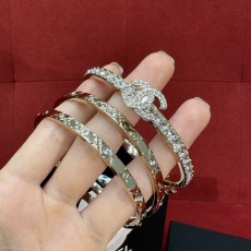 샤넬 팔찌