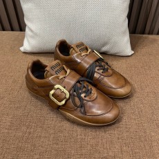 미우미우 스니커즈