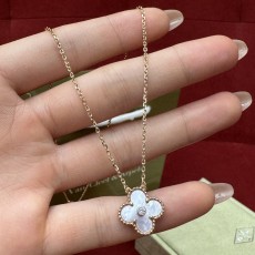 반클리프 목걸이