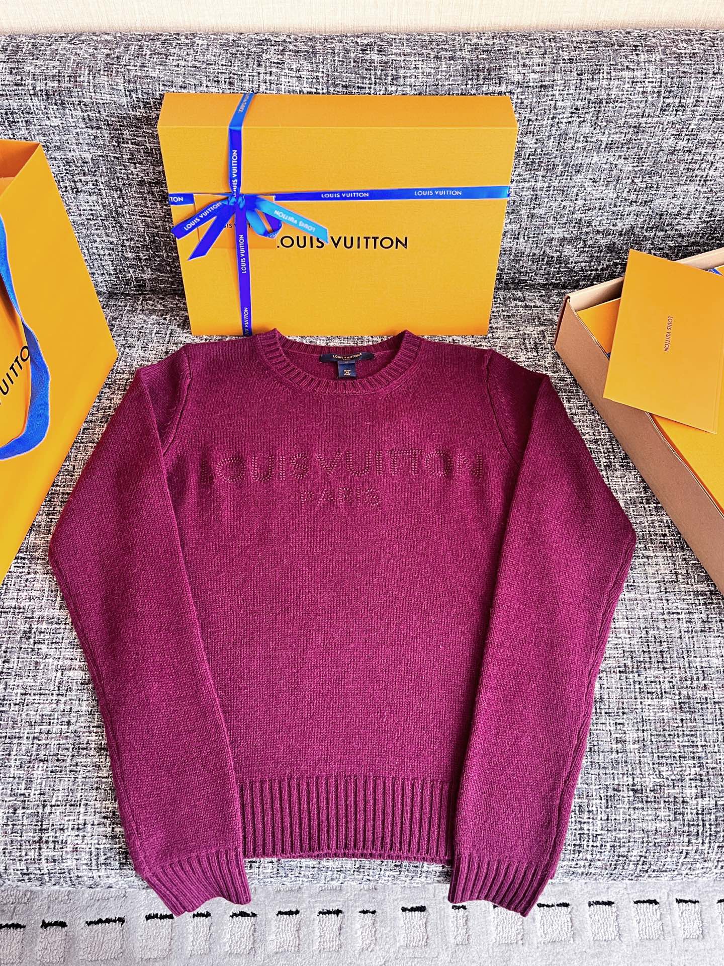 루이비통 니트