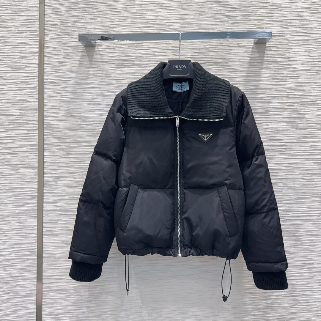 프라다 패딩