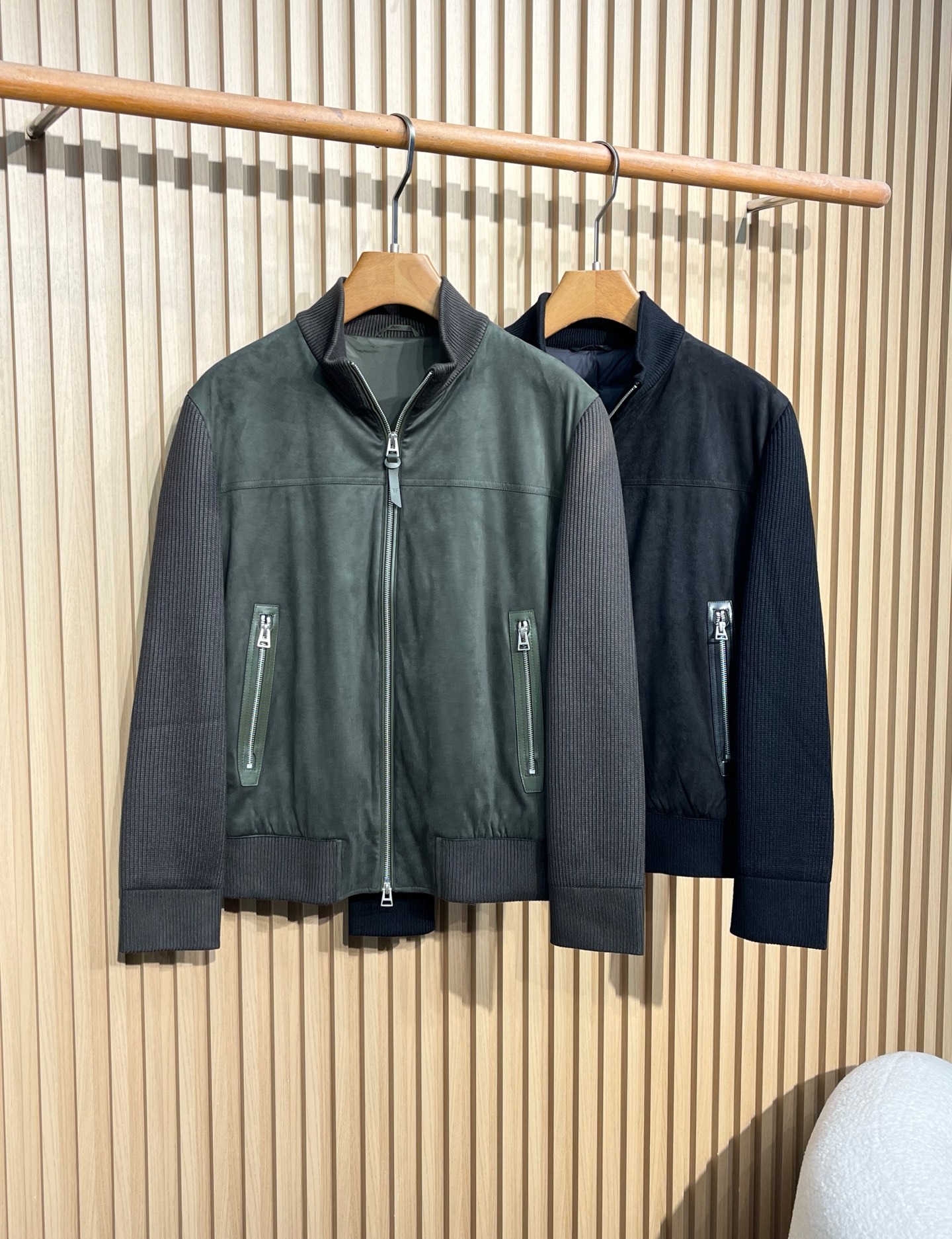 톰포드 니트패딩