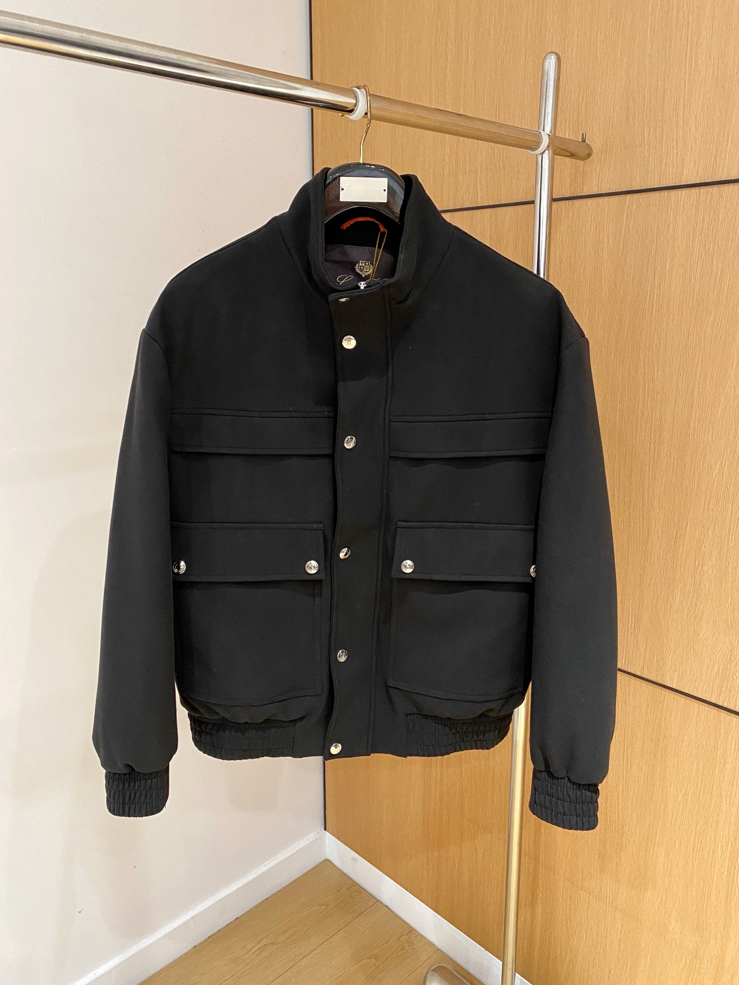 로로피아나 패딩