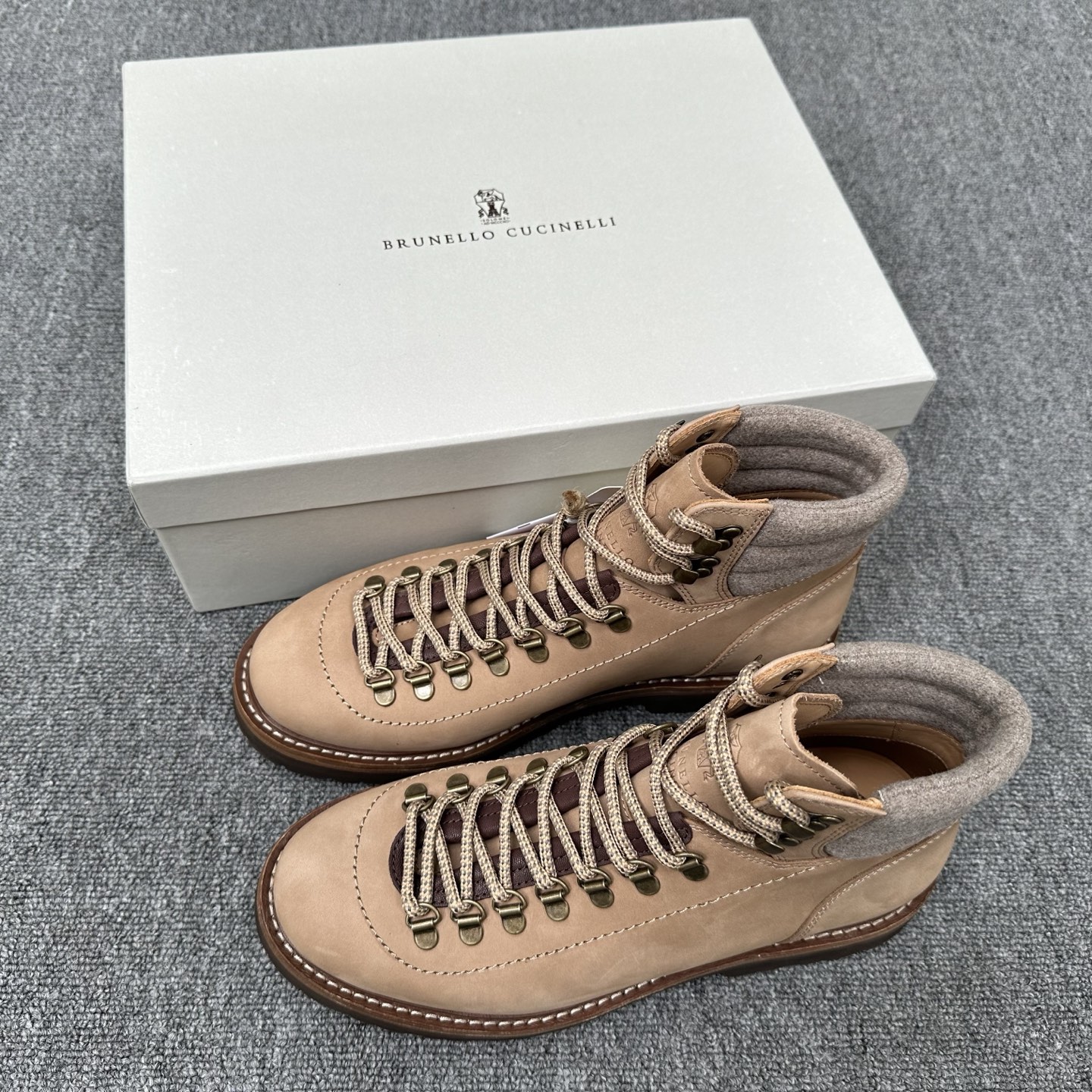 브루넬로쿠치넬리 부츠