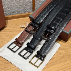 로로피아나 벨트