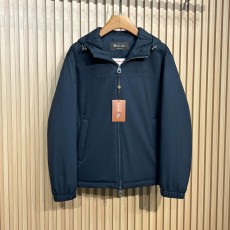 로로피아나 자켓