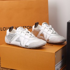 루이비통 스니커즈