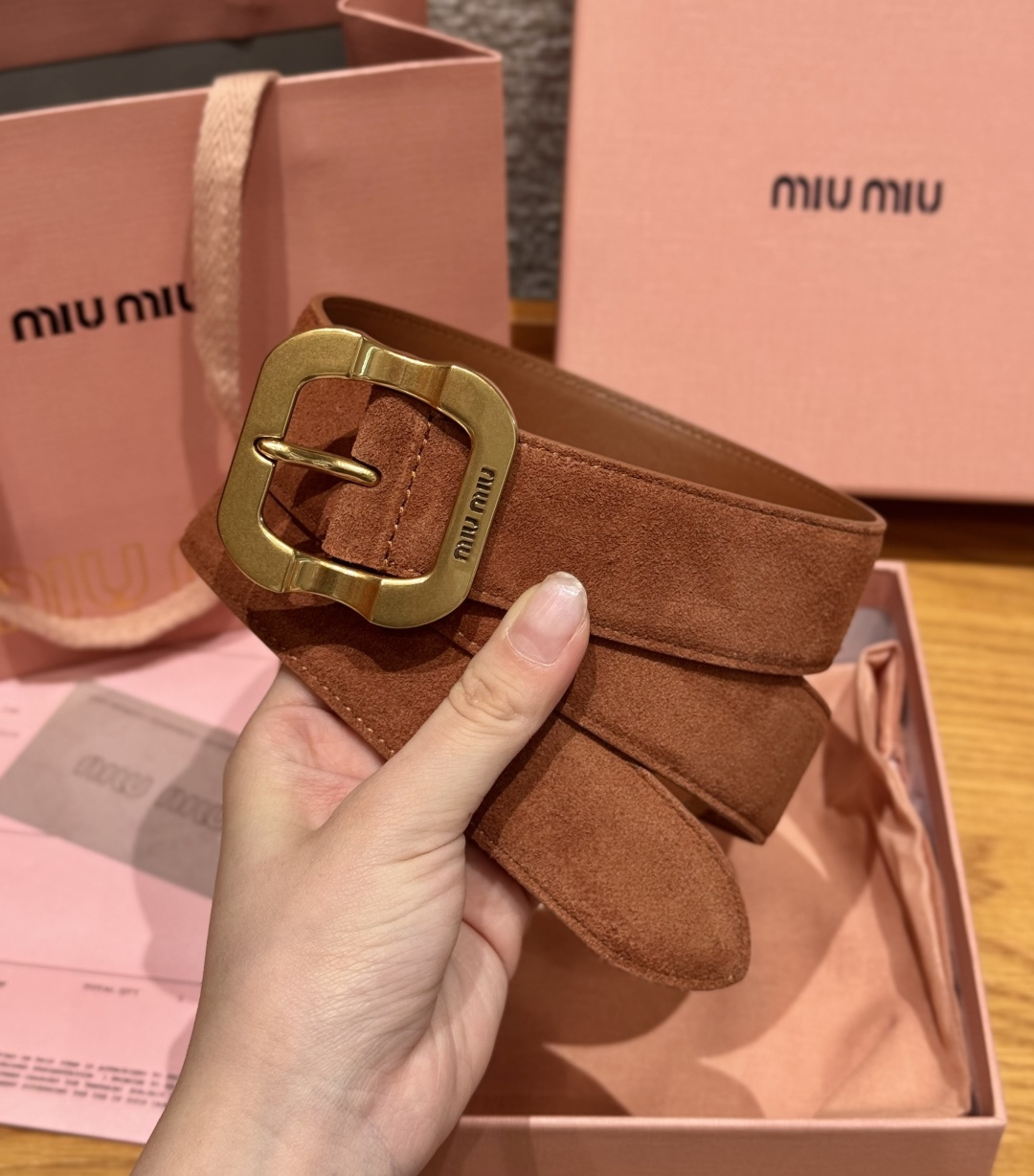 미우미우 벨트