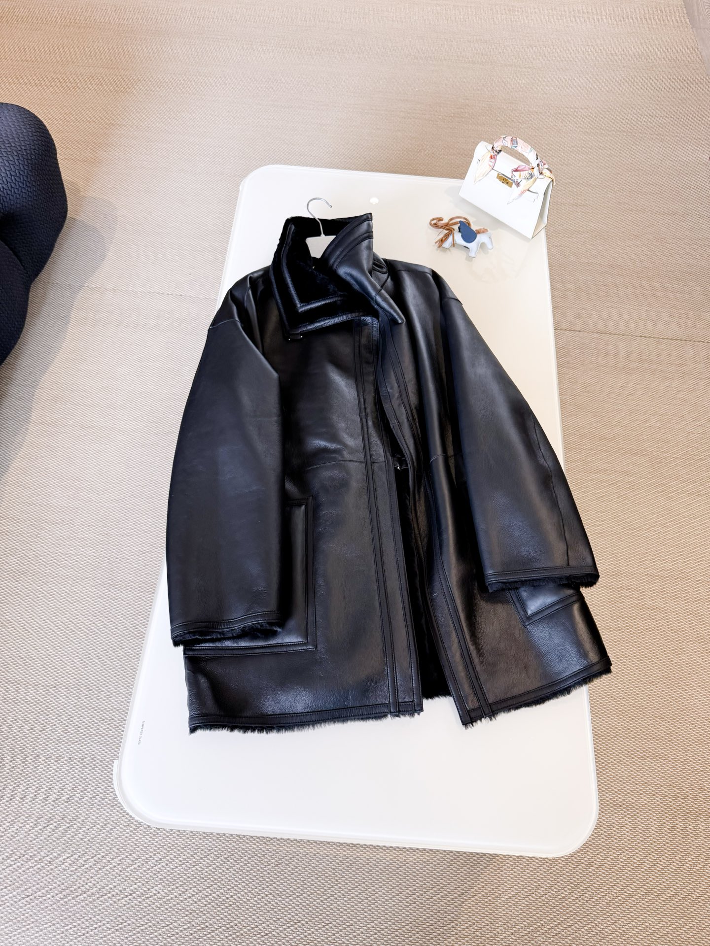 에르메스 가죽코트