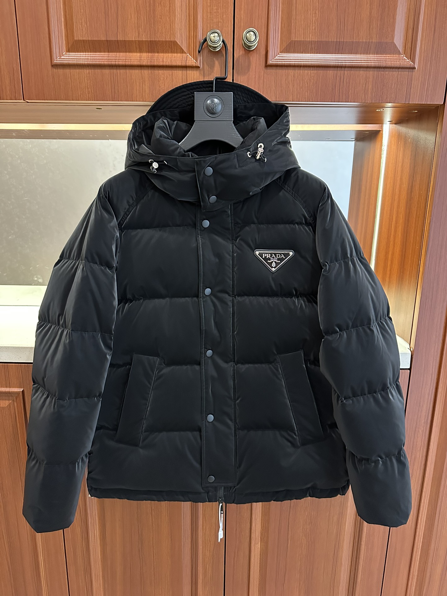 프라다 패딩