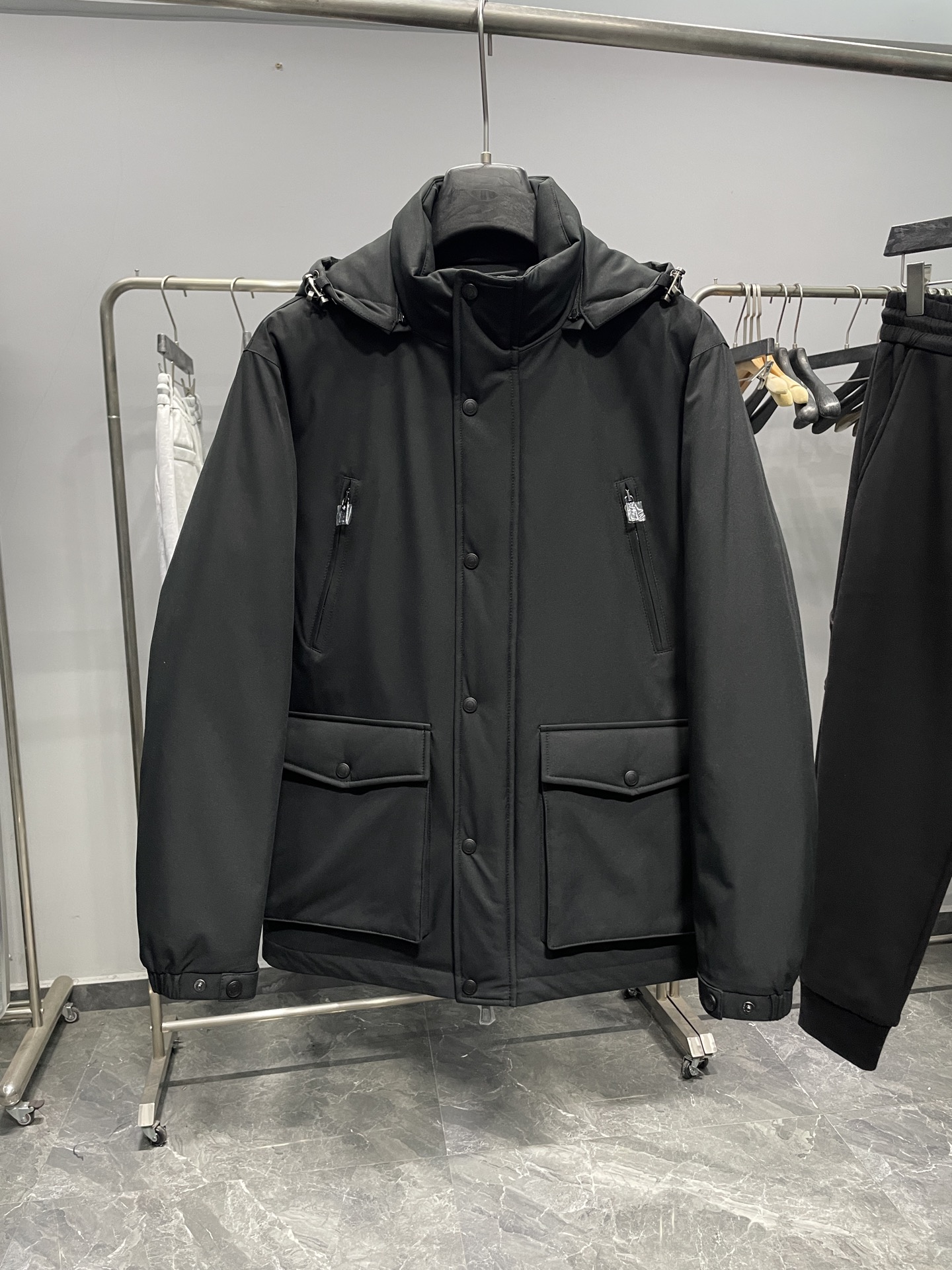 로로피아나 패딩