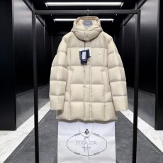 프라다 패딩