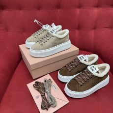 미우미우 스니커즈