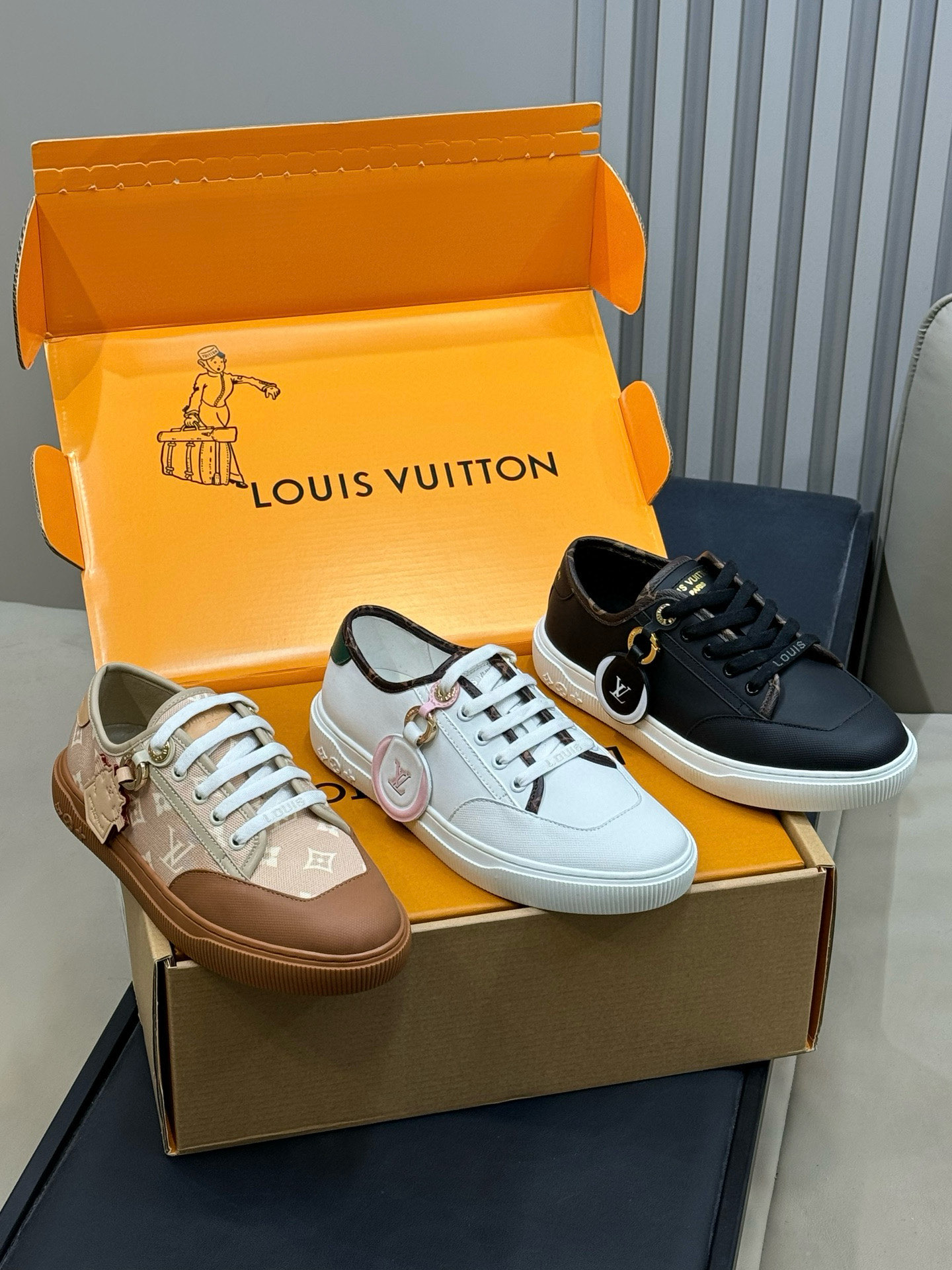 루이비통 스니커즈