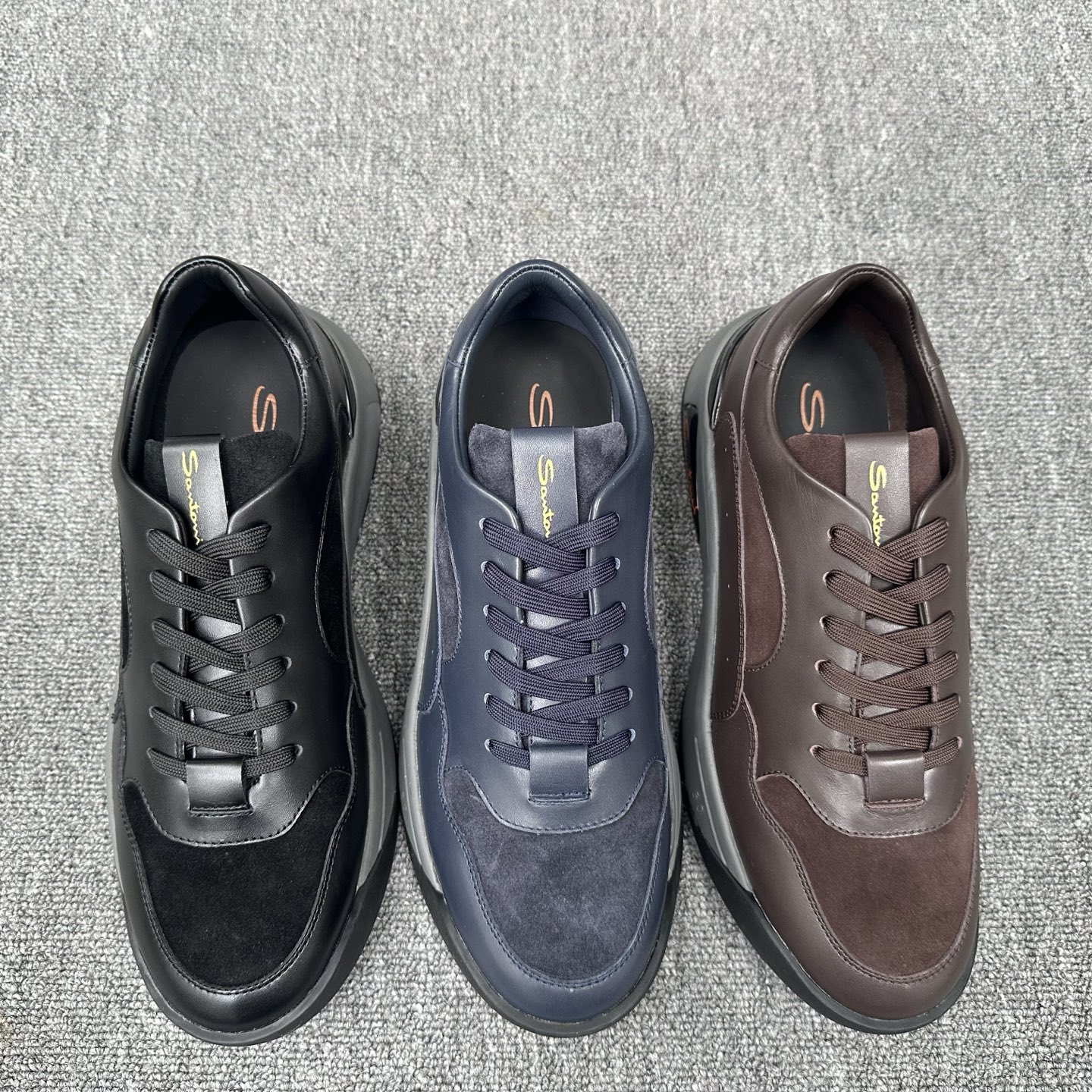 산토니 스니커즈