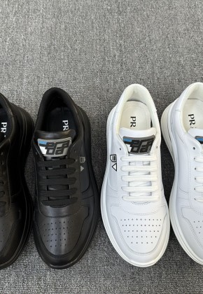 프라다 스니커즈