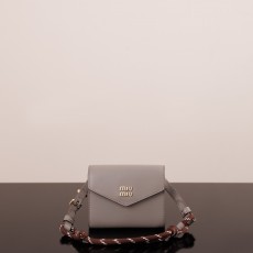 미우미우 레더월렛위드코드스트랩