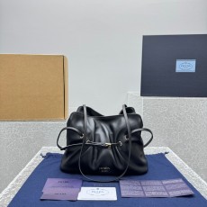 프라다 다다스몰나파가죽백