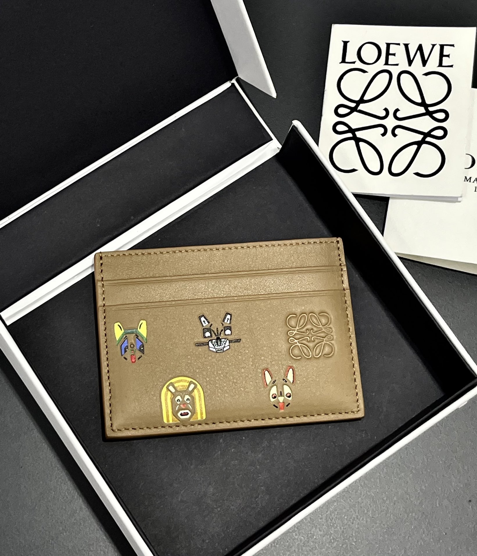 로에베 카드지갑