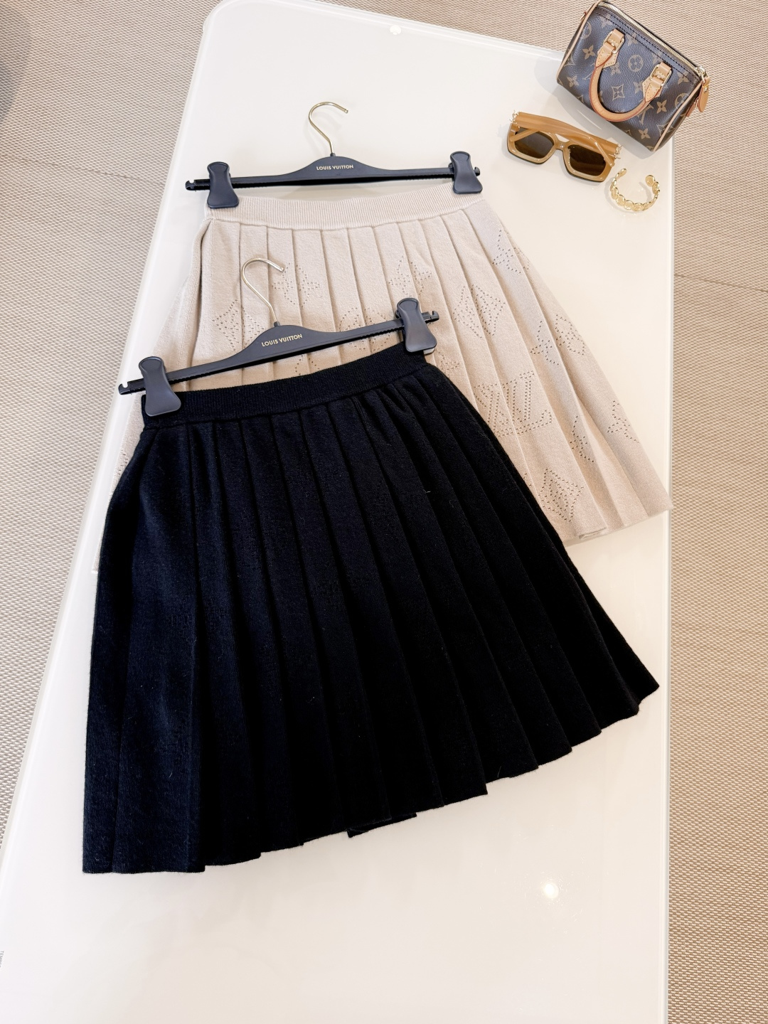 루이비통 치마