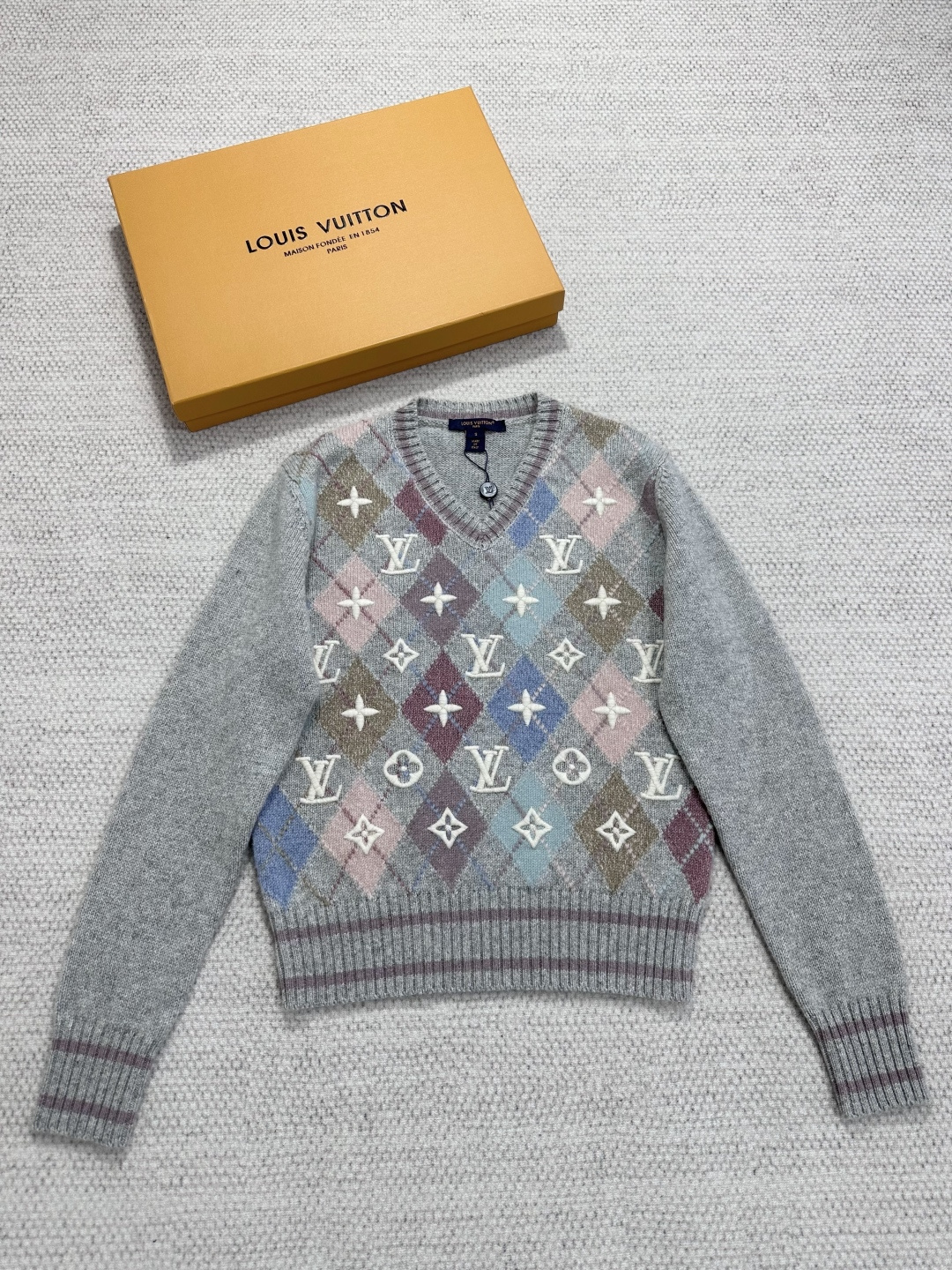 루이비통 니트