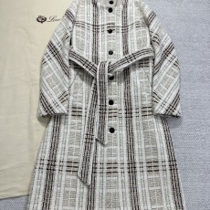 로로피아나 코트