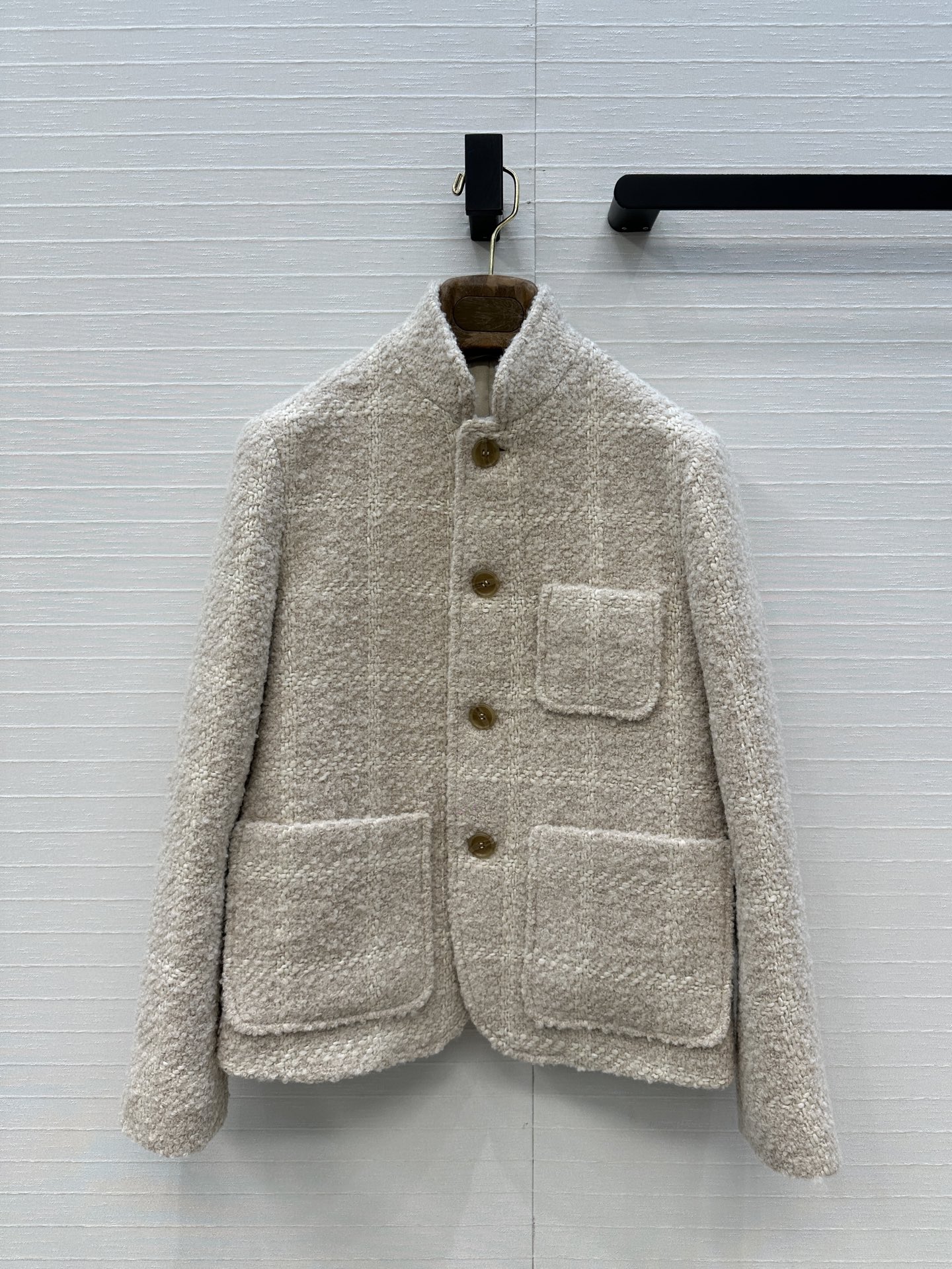 로로피아나 자켓