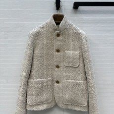 로로피아나 자켓