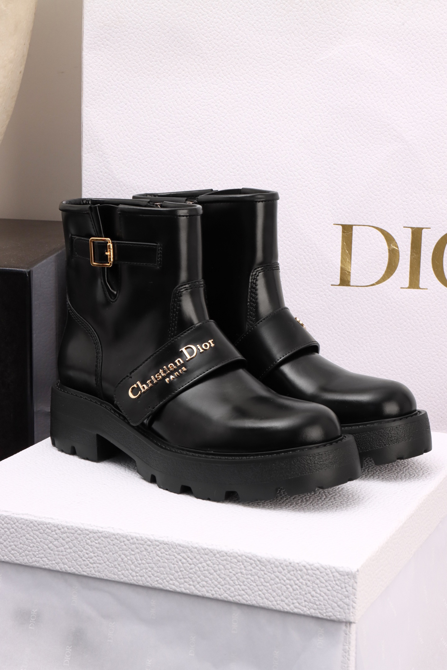 디올 부츠
