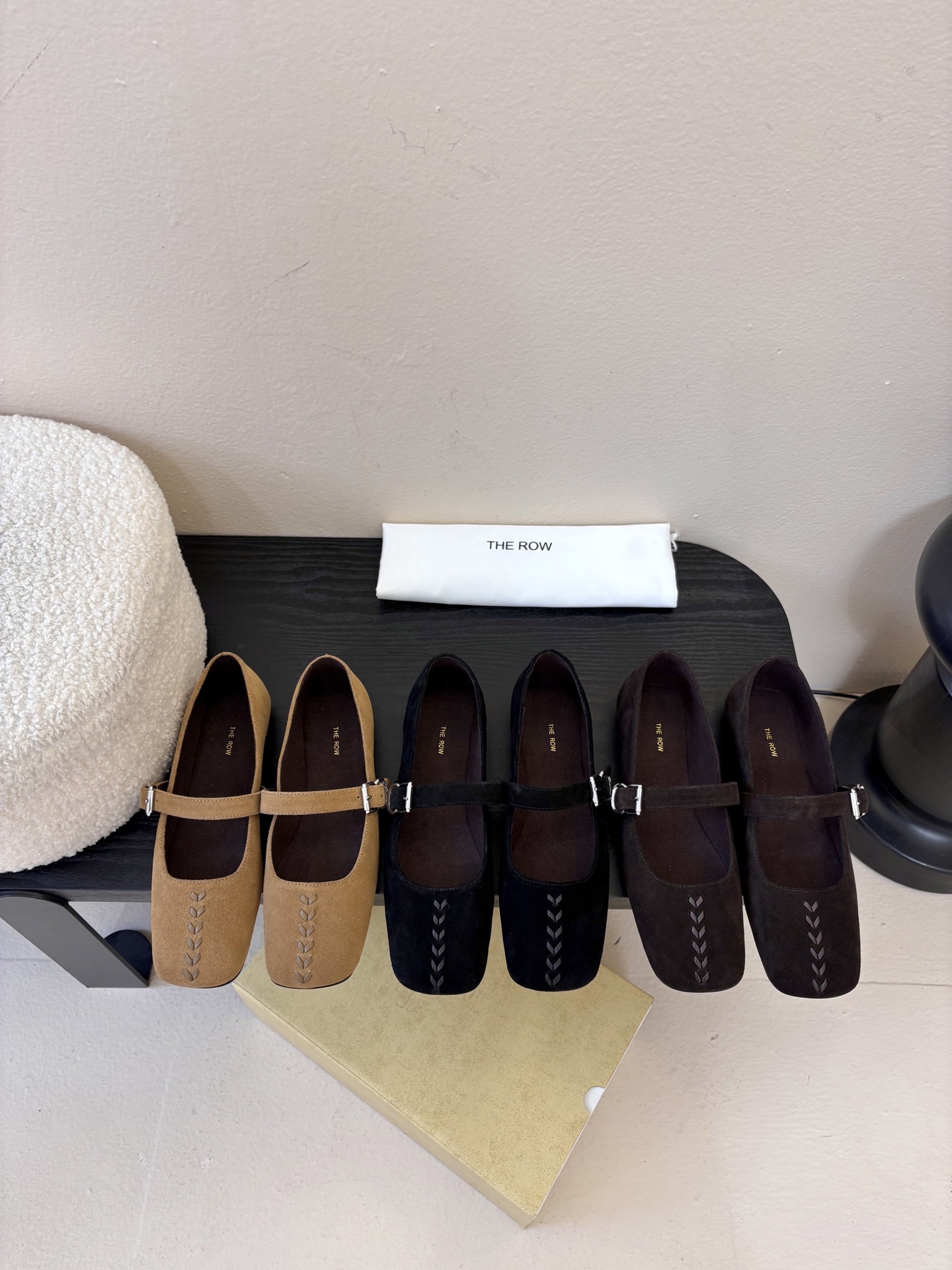 더로우 플랫슈즈