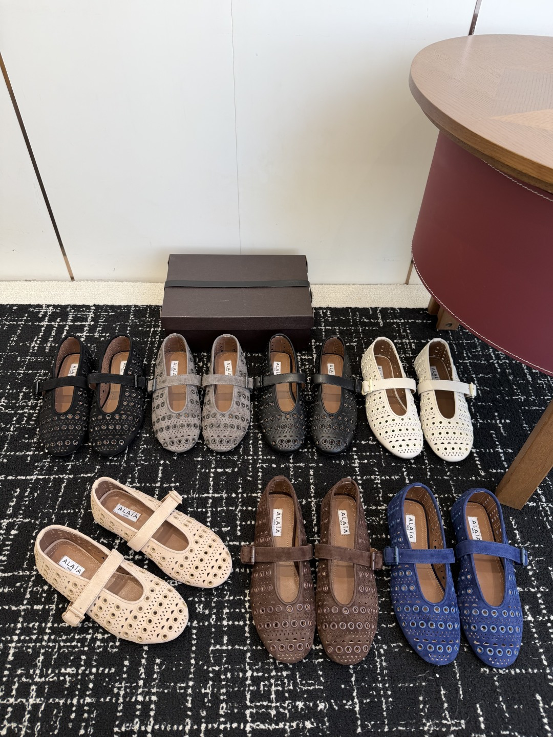 알라이아 플랫슈즈