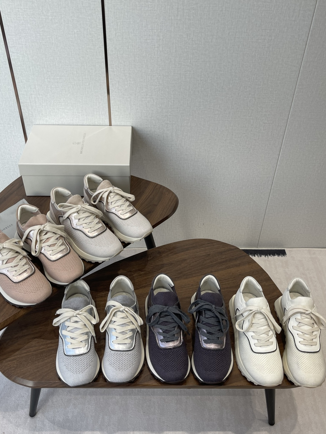 브루넬로쿠치넬리 스니커즈