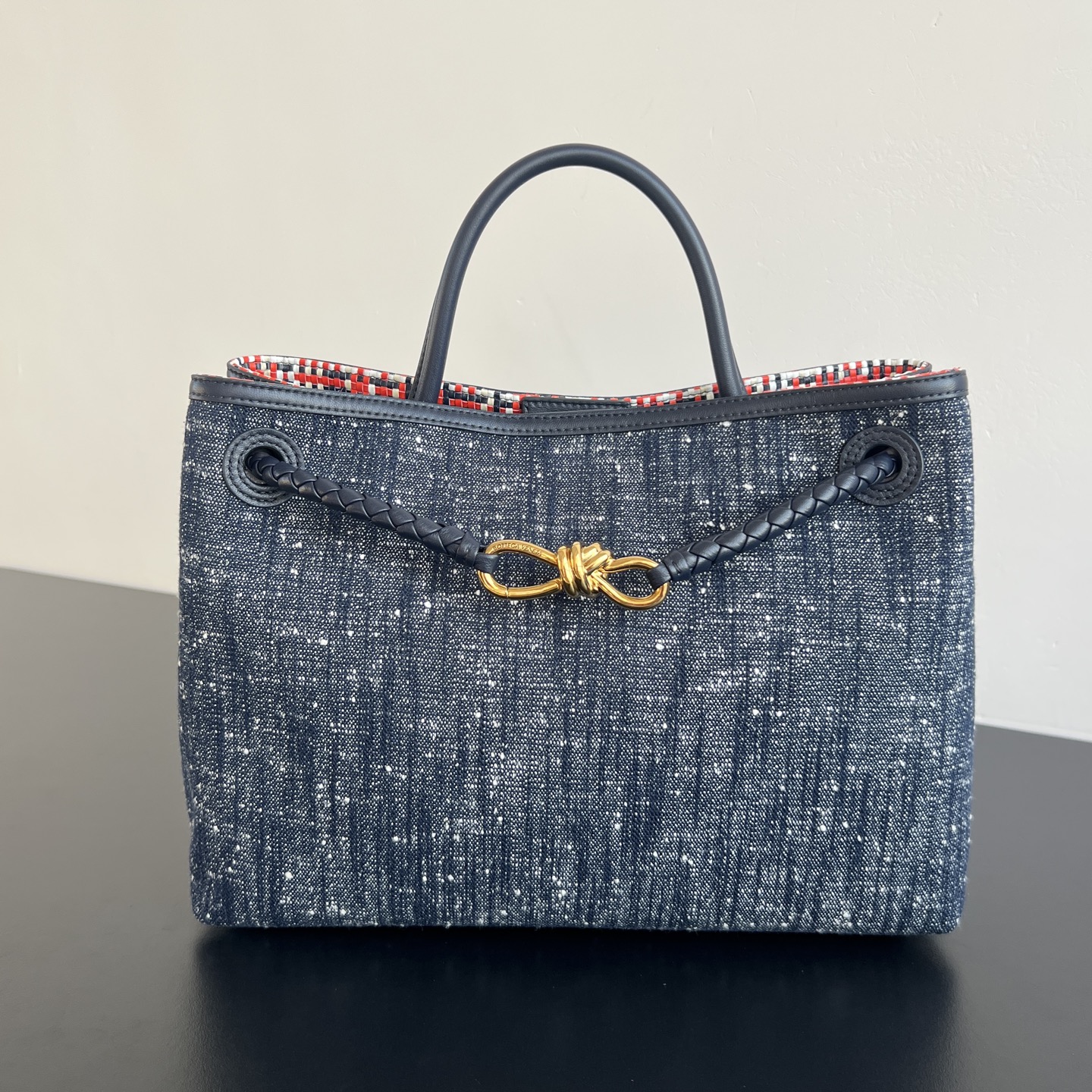 보테가베네타 안디아모