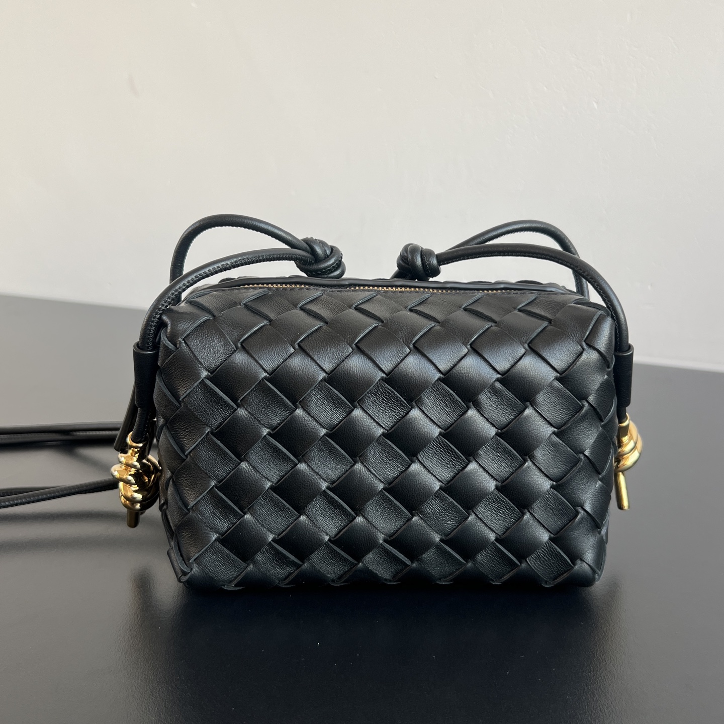 보테가베네타 미니루프카메라백