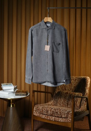 로로피아나 셔츠