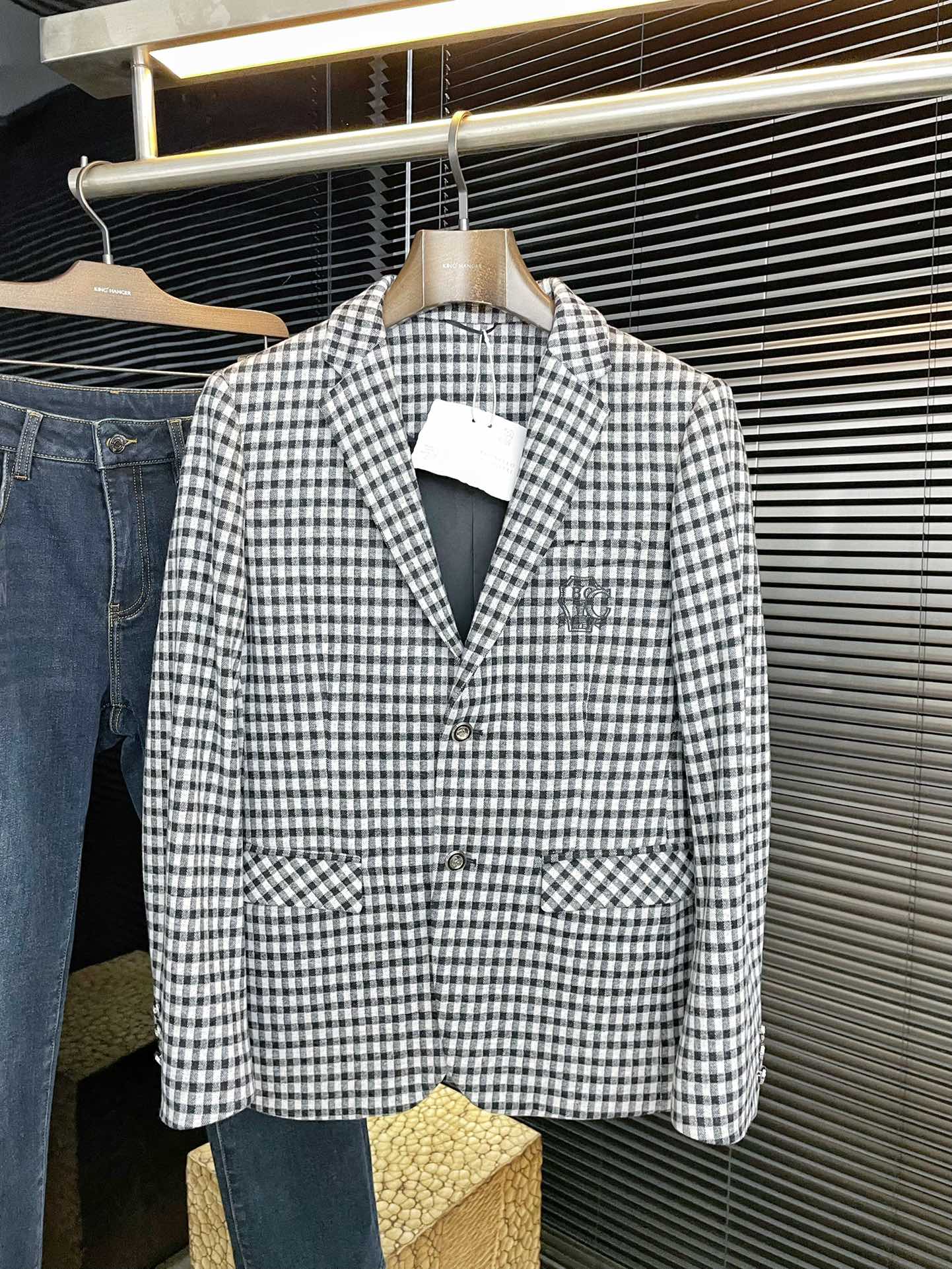 브루넬로쿠치넬리 정장자켓