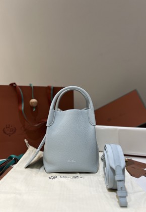 로로피아나 스몰베일백