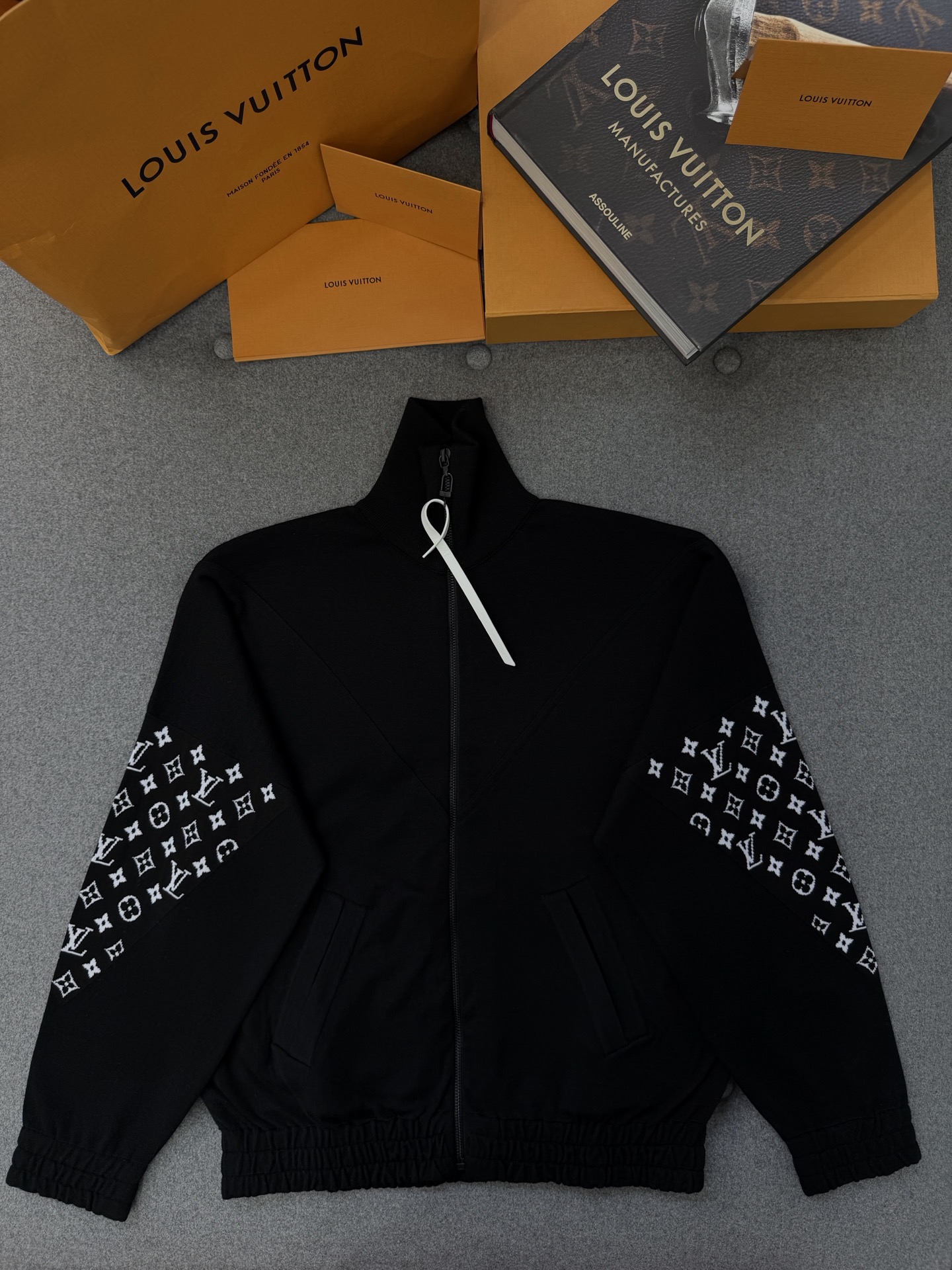 루이비통 자켓