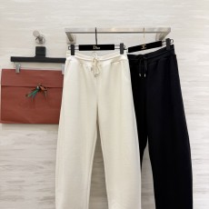 로로피아나 바지