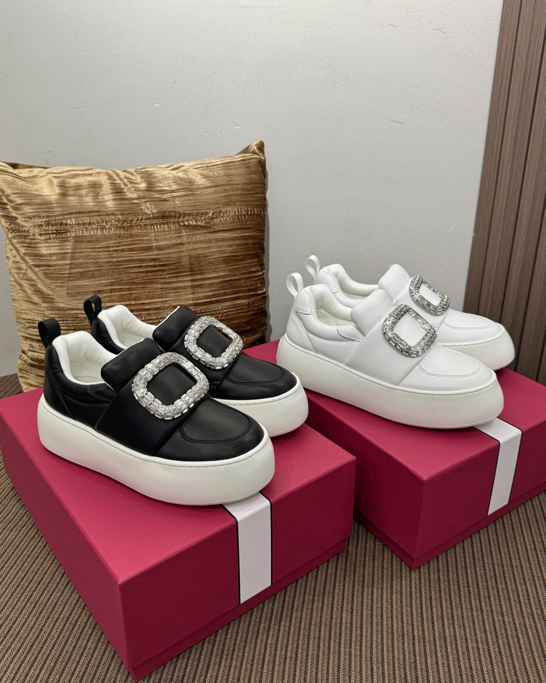 로저비비에 스니커즈(여성)