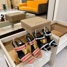 버버리 샌들(여성)