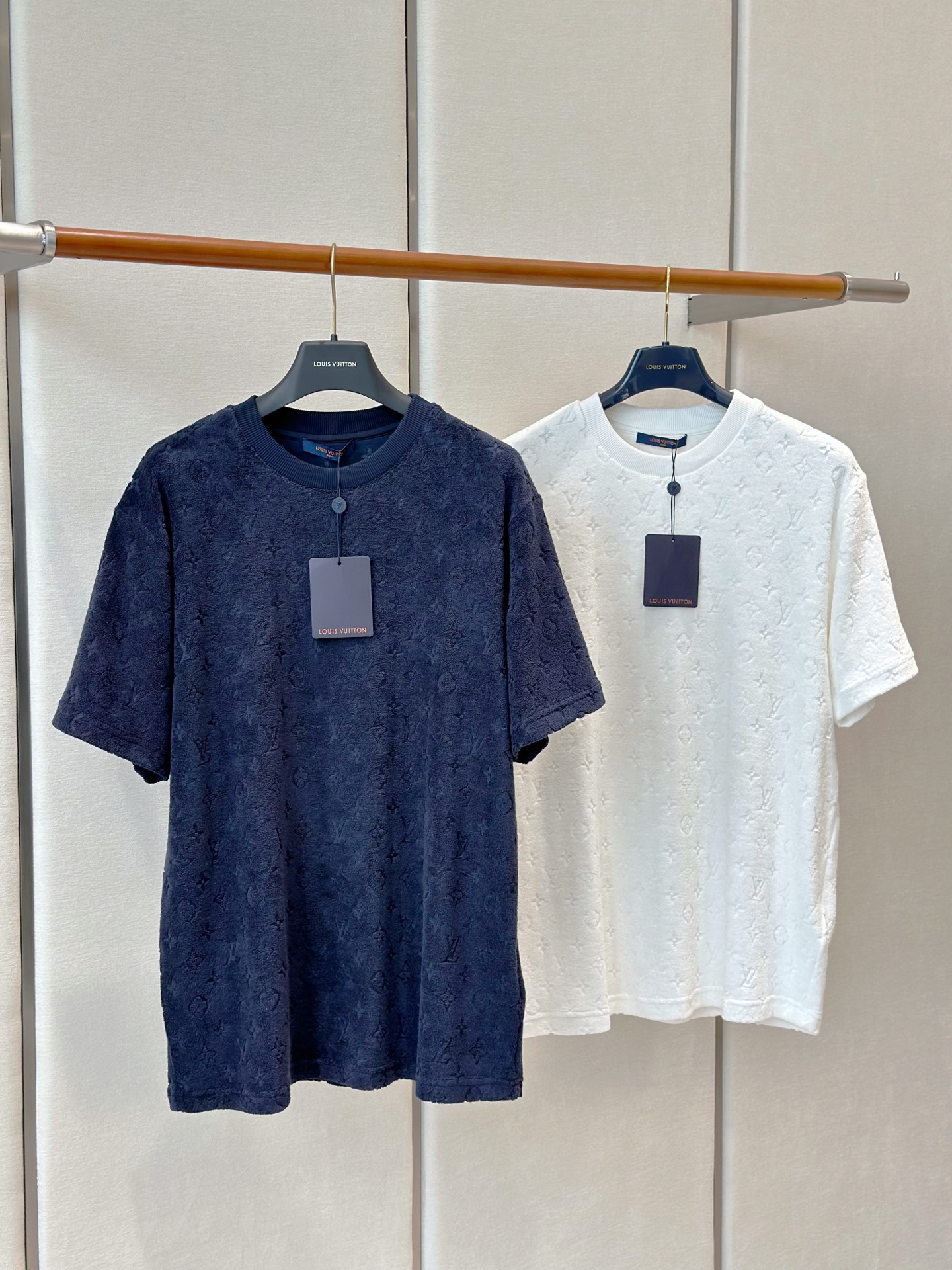 루이비통 반팔티