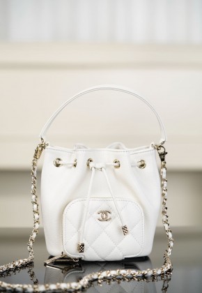 샤넬 체인스트링버킷백(팬더샵)