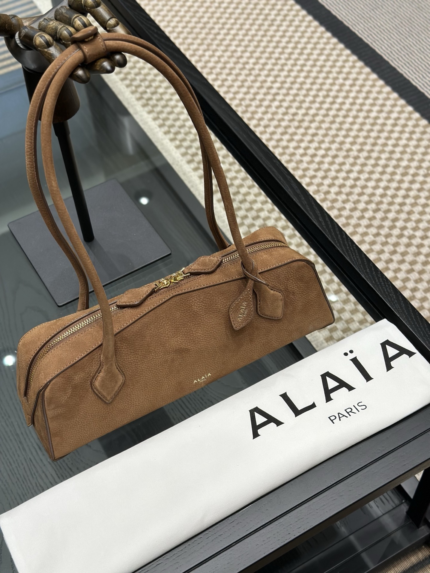 알라이아 르테켈스몰백