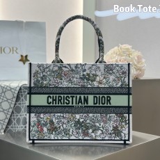 디올 북토트백미디엄