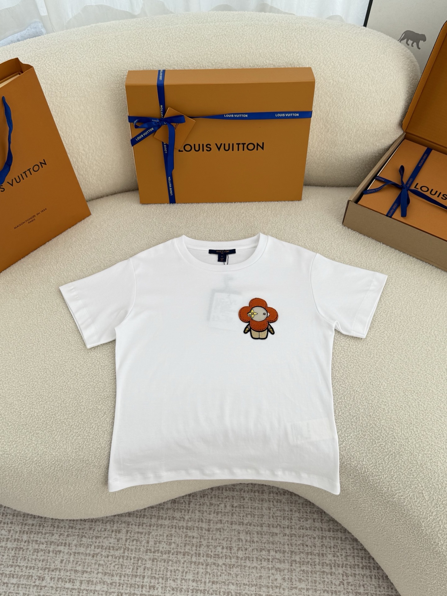 루이비통 반팔티(여성)