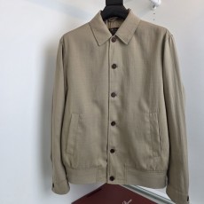 로로피아나 자켓