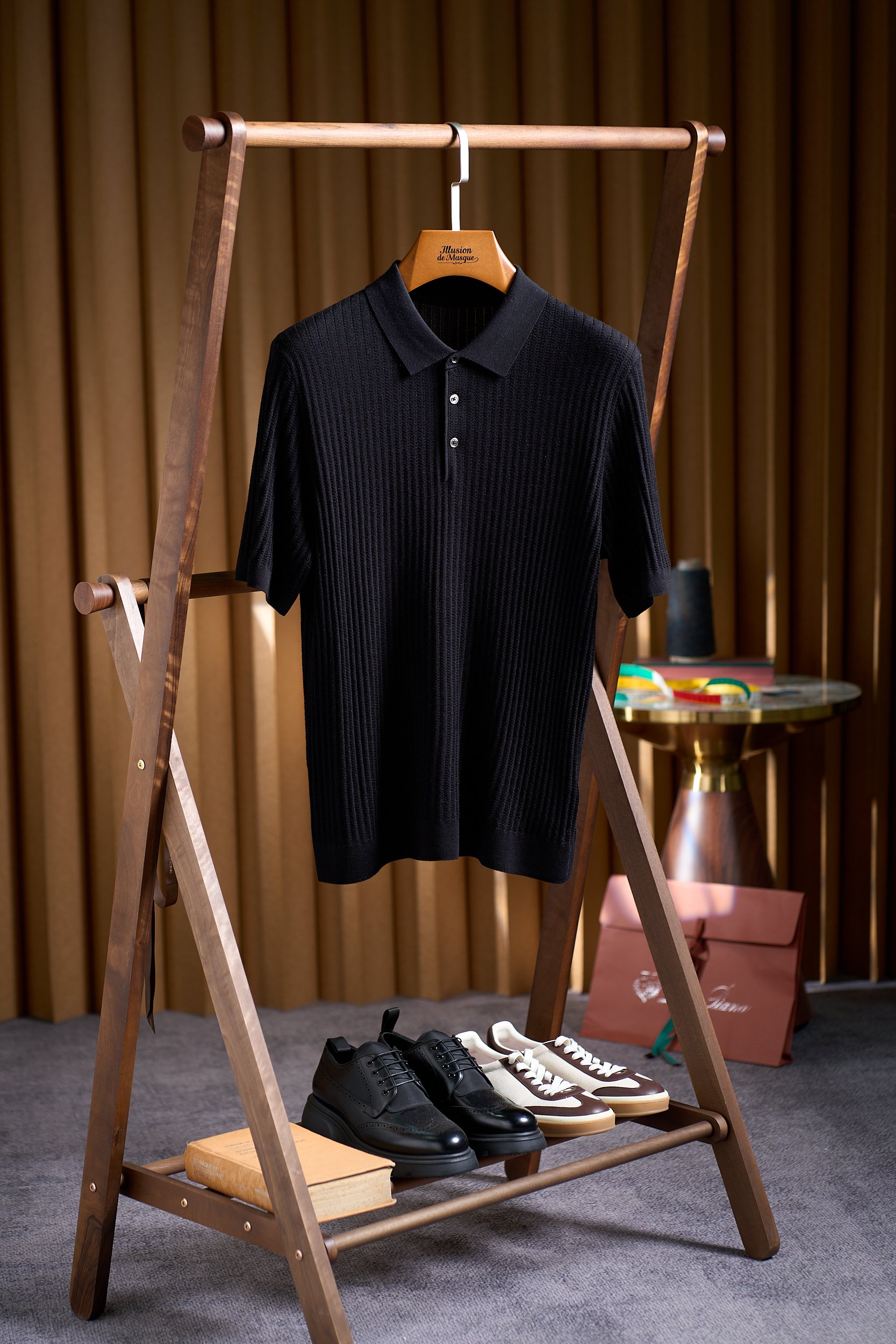 브리오니 반팔니트