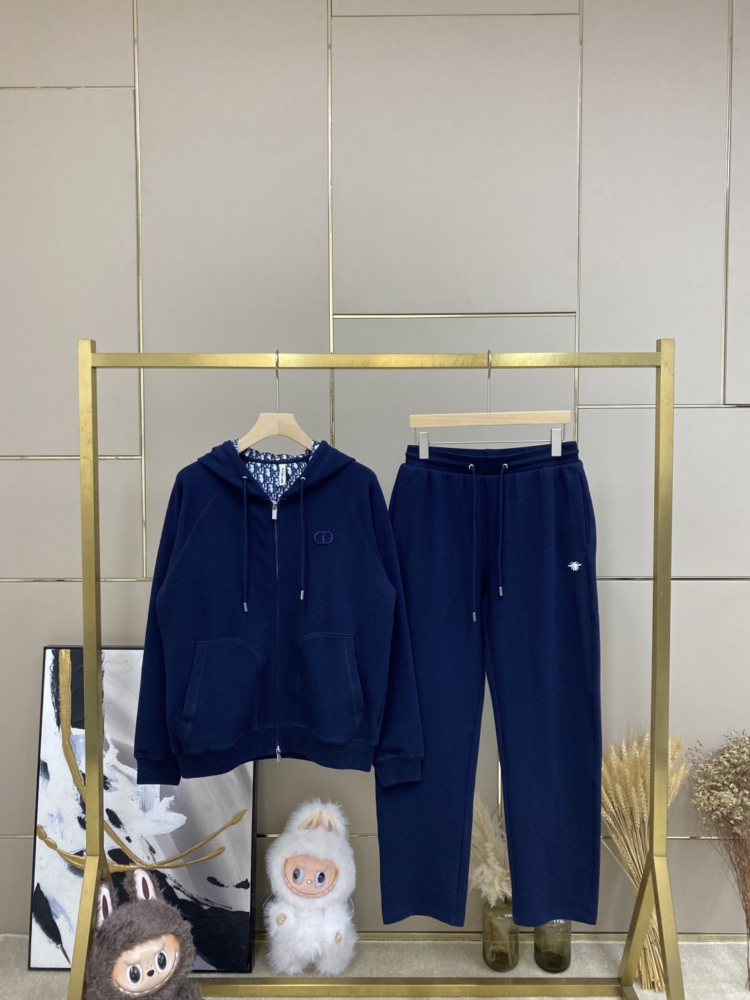 디올 트레이닝복