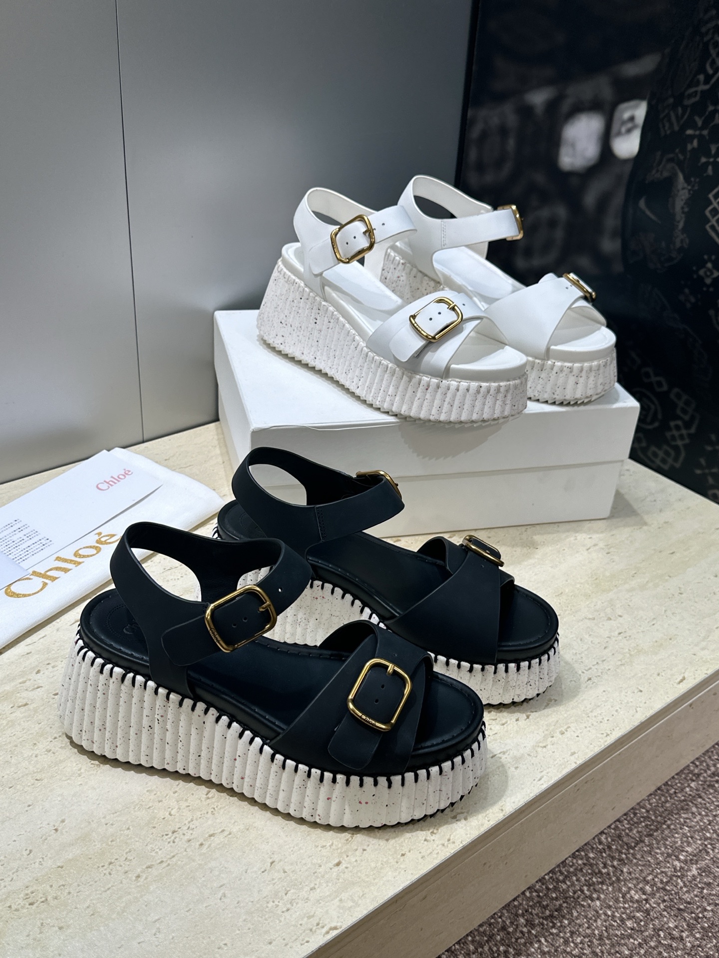 끌로에 샌들(여성)